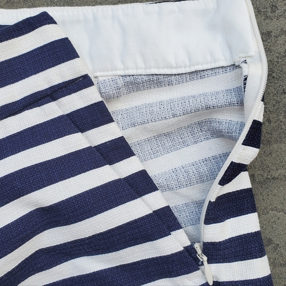 J Crew High Waisted Striped Basketweave Shorts Size 00 - Picture 4 of 7